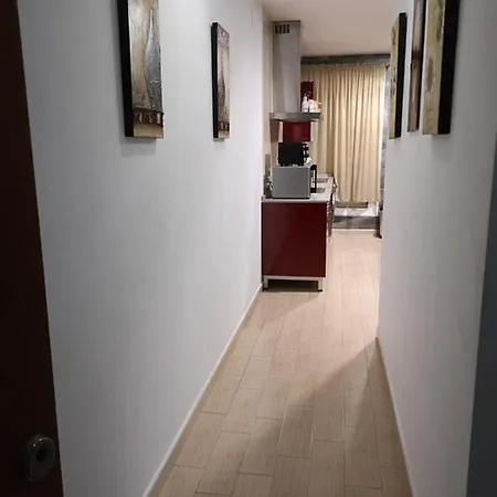 Apartamento En Centro De Conil, Calle Becquer 56, A/c, Wifi, Garaje Apartment