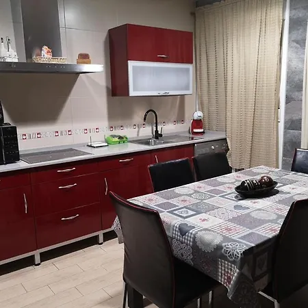 Apartamento En Centro De Conil, Calle Becquer 56, A/c, Wifi, Garaje Apartment