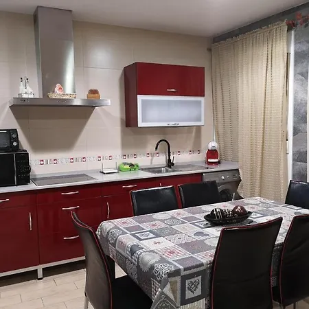 Apartment Apartamento En Centro De Conil, Calle Becquer 56, A/c, Wifi, Garaje